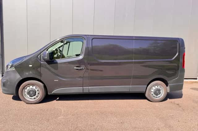 Opel Vivaro (2017) thumbnail 4
