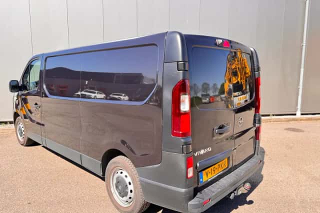 Opel Vivaro (2017) thumbnail 5