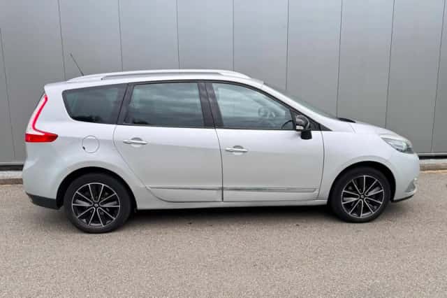 Renault Grand Scénic (2013) thumbnail 3