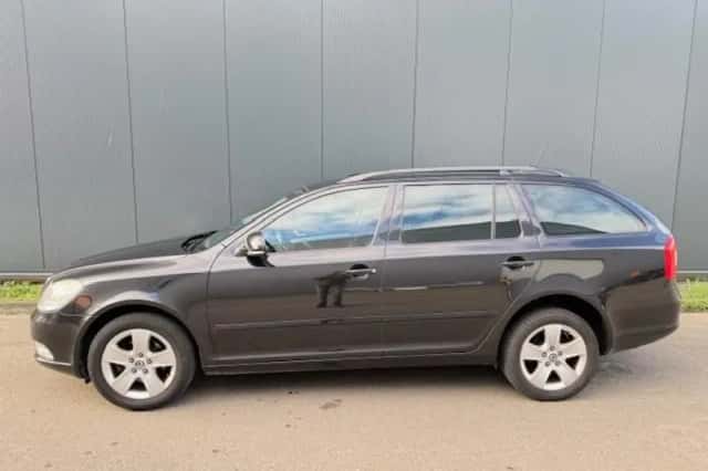 Škoda Octavia (2011) thumbnail 4
