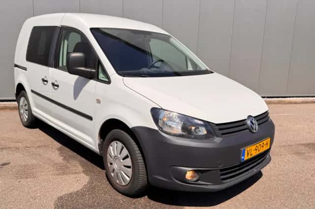 Volkswagen Caddy (2015) thumbnail 1
