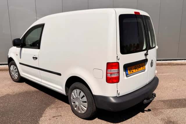 Volkswagen Caddy (2015) thumbnail 6