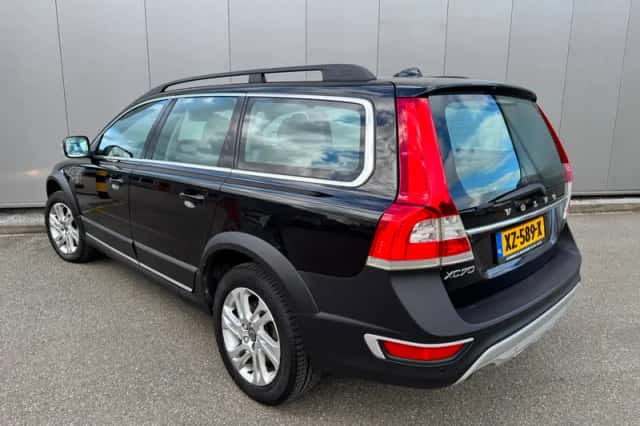 Volvo XC70 (2016) thumbnail 4