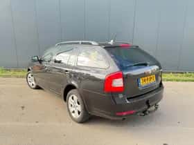 Škoda Octavia (2011) thumbnail 5
