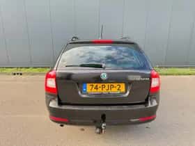 Škoda Octavia (2011) thumbnail 6