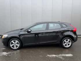 Volvo V40 (2016) thumbnail 4