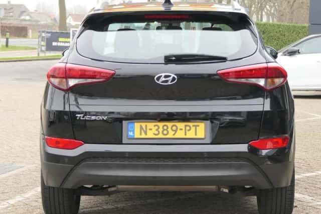 Hyundai Tucson (2017) thumbnail 5