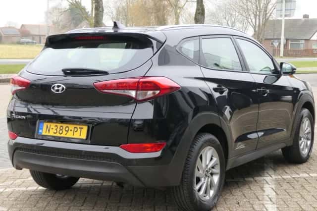 Hyundai Tucson (2017) thumbnail 6