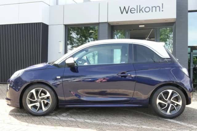 Opel Adam (2016) thumbnail 2