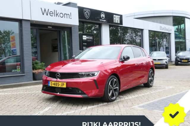Opel Astra (2023) thumbnail 1
