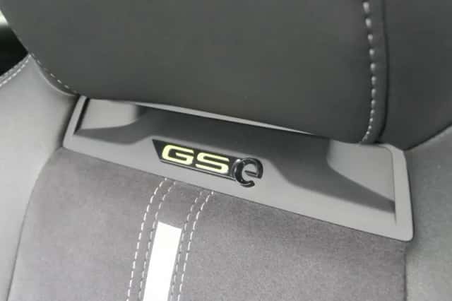 Opel Astra (2023) thumbnail 6