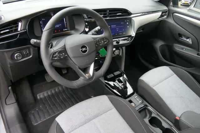 Opel Corsa (2025) thumbnail 3