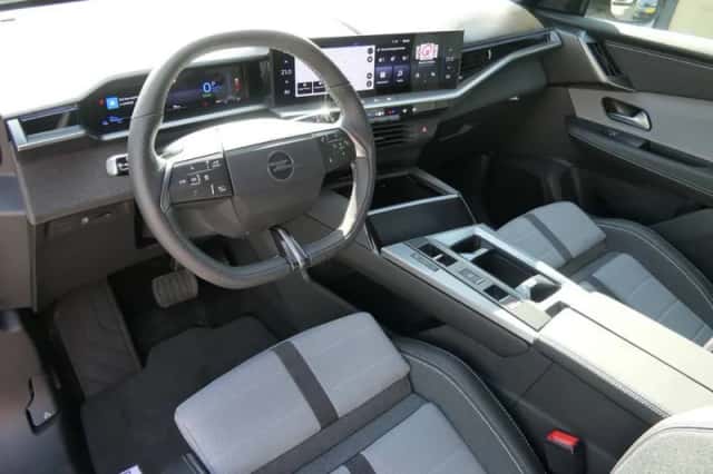 Opel Grandland (2025) thumbnail 3