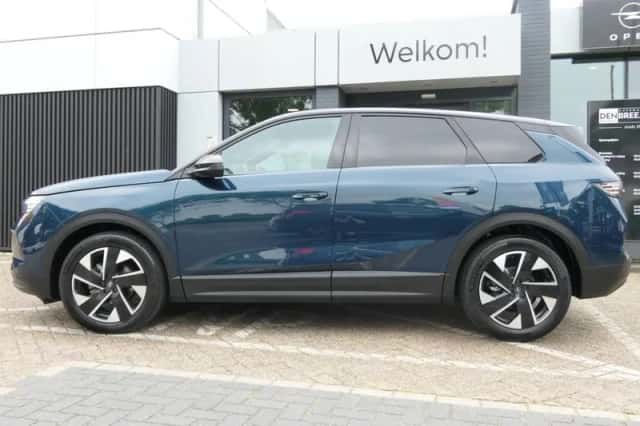 Opel Grandland (2025) thumbnail 2