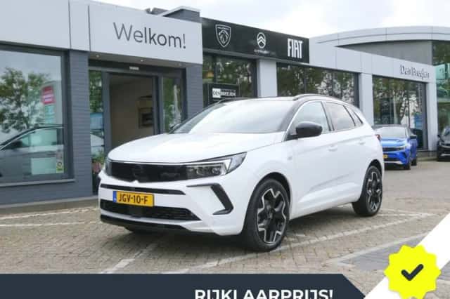 Opel Grandland (2024) thumbnail 1