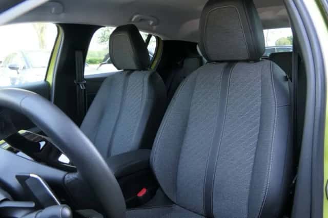 Peugeot 208 (2025) thumbnail 4