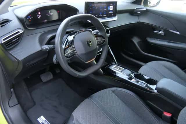 Peugeot 208 (2025) thumbnail 3
