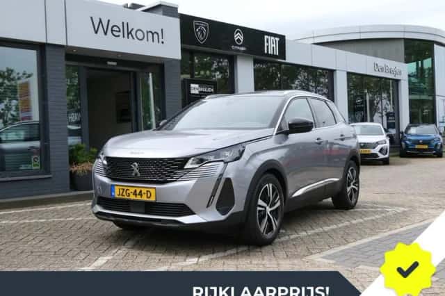 Peugeot 3008 (2022) thumbnail 1