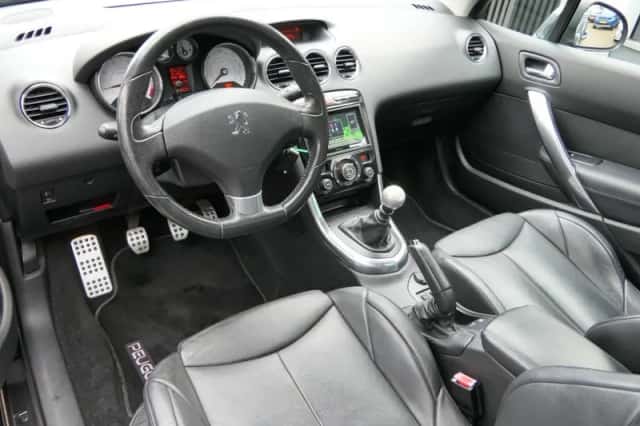 Peugeot 308 (2009) thumbnail 3