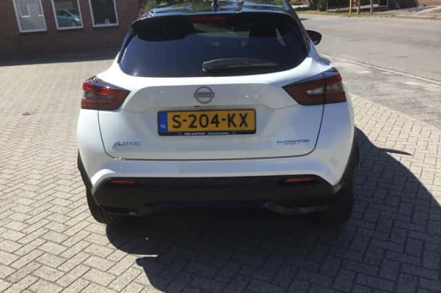 Nissan Juke (2023) thumbnail 5