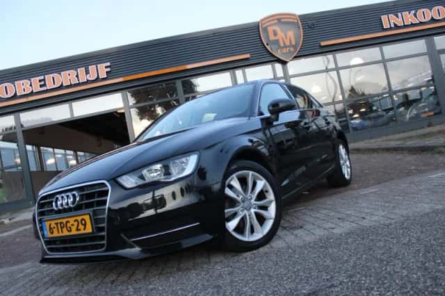 Audi A3 (2014) thumbnail 2