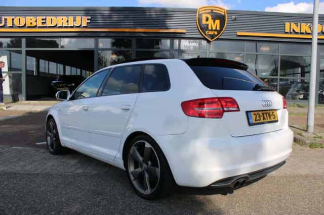 Audi A3 (2012) thumbnail 6