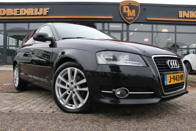 Audi A3 (2010) thumbnail 4