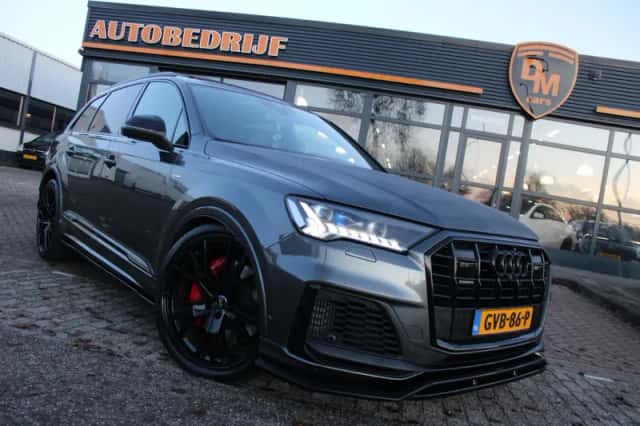 Audi Q7 (2020) thumbnail 2