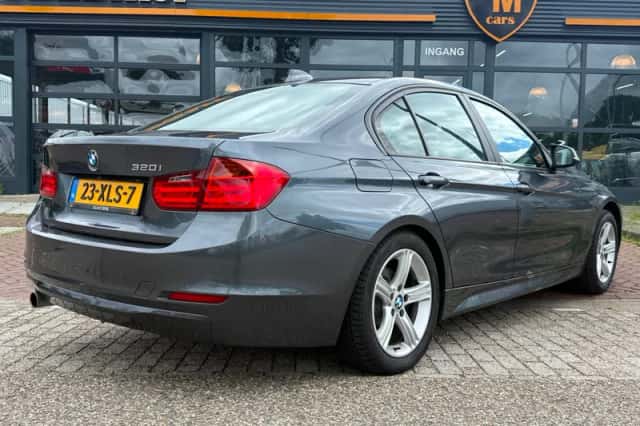 BMW 3-Serie (2012) thumbnail 5