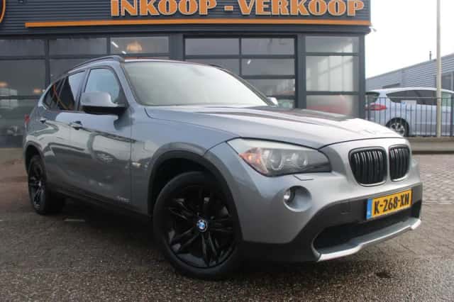 BMW X1 (2012) thumbnail 4