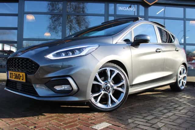 Ford Fiesta (2019) thumbnail 2