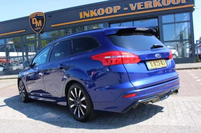 Ford Focus (2018) thumbnail 5