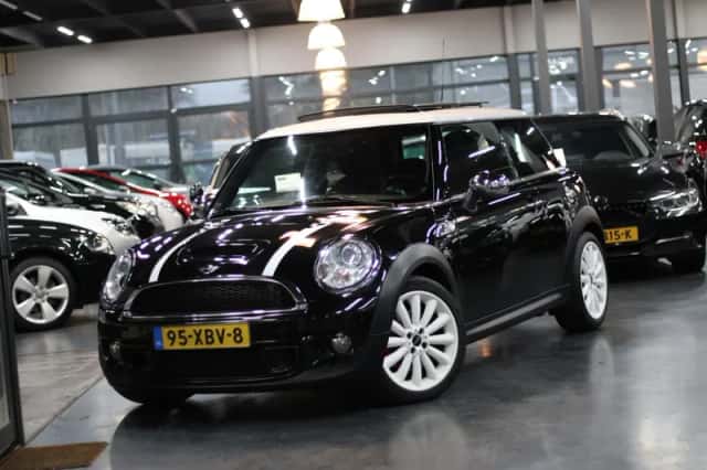 MINI  (2012) thumbnail 2