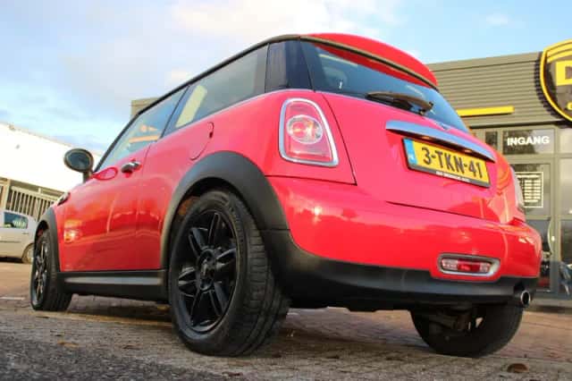MINI  (2014) thumbnail 6