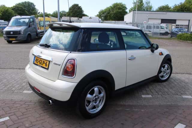 MINI  (2008) thumbnail 5