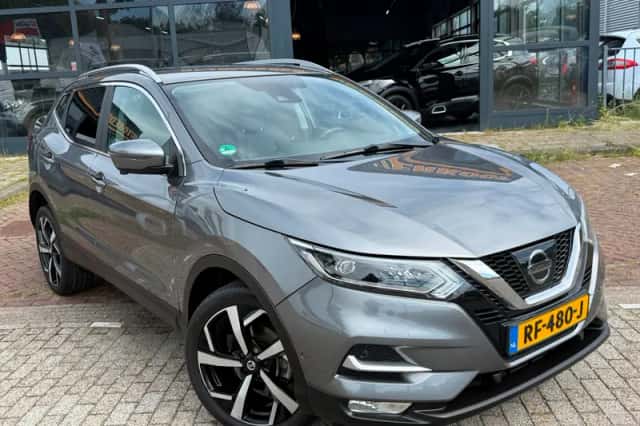 Nissan Qashqai (2017) thumbnail 4