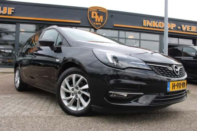 Opel Astra (2020) thumbnail 1