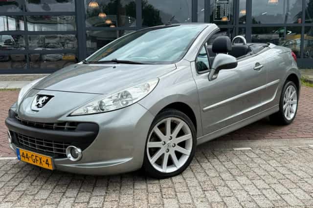 Peugeot 207 (2008) thumbnail 4