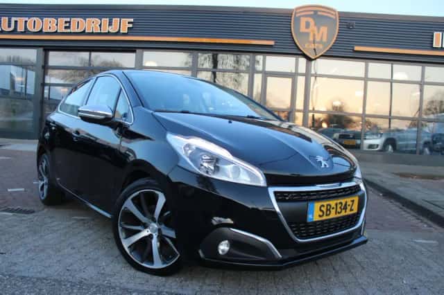 Peugeot 208 (2018) thumbnail 2