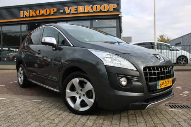 Peugeot 3008 (2012) thumbnail 1