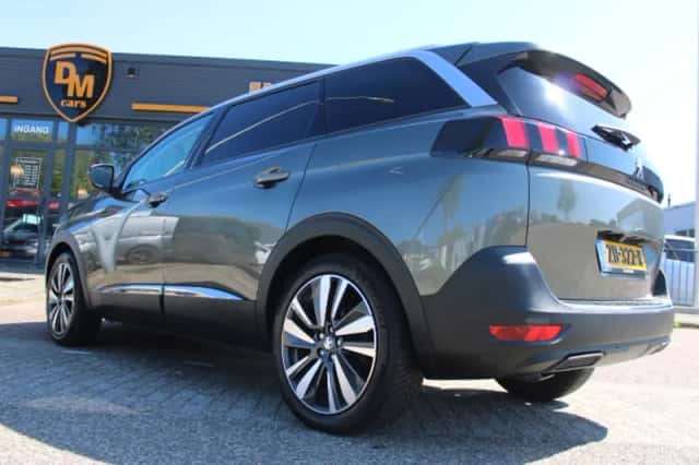 Peugeot 5008 (2019) thumbnail 5