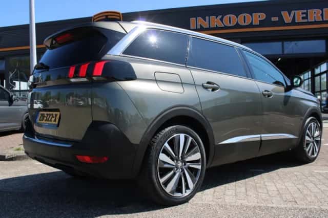 Peugeot 5008 (2019) thumbnail 6