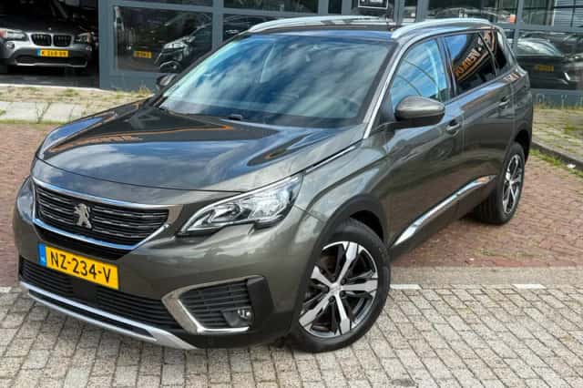 Peugeot 5008 (2017) thumbnail 5