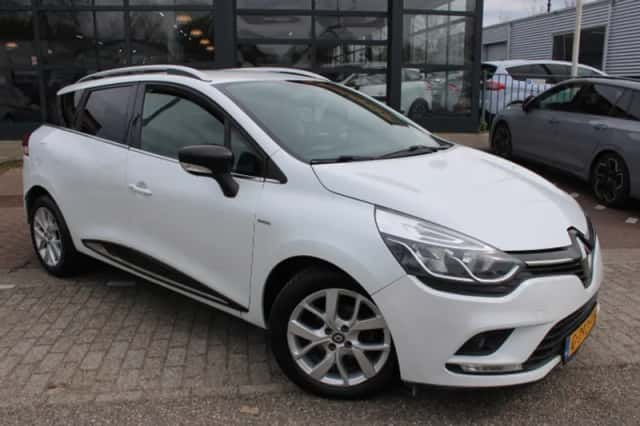 Renault Clio (2019) thumbnail 3