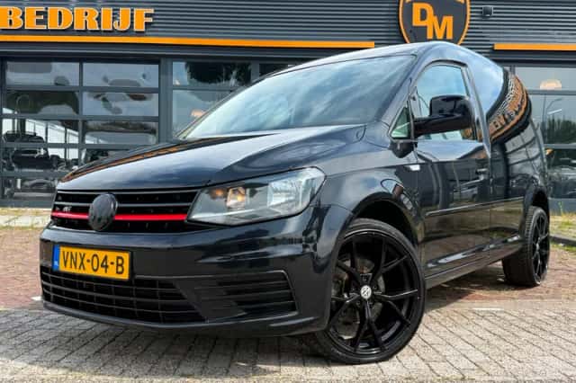 Volkswagen Caddy (2017) thumbnail 1