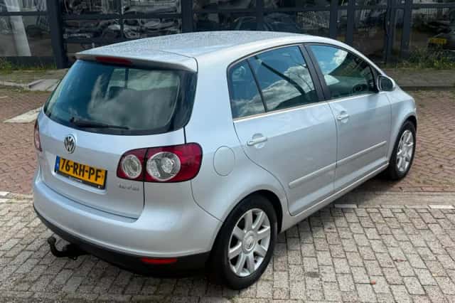 Volkswagen Golf (2005) thumbnail 6