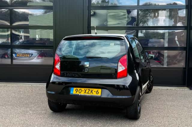 SEAT Mii (2012) thumbnail 2
