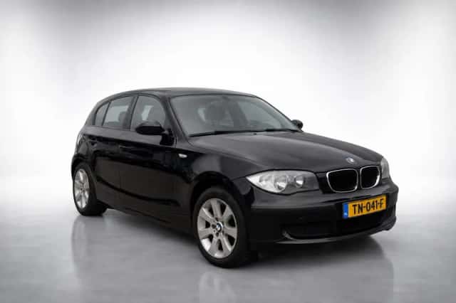BMW 1-Serie (2008) thumbnail 1