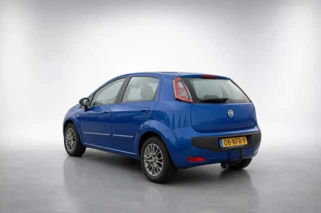 Fiat Punto (2010) thumbnail 5