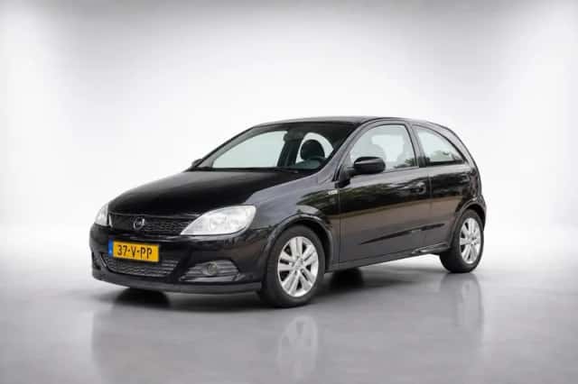 Opel Astra GTC (2007) thumbnail 3